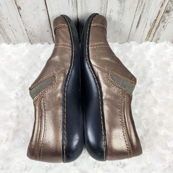 Clarks Leather Ashland Bronze Loafers Size 8.5 - Picture 6 of 9
